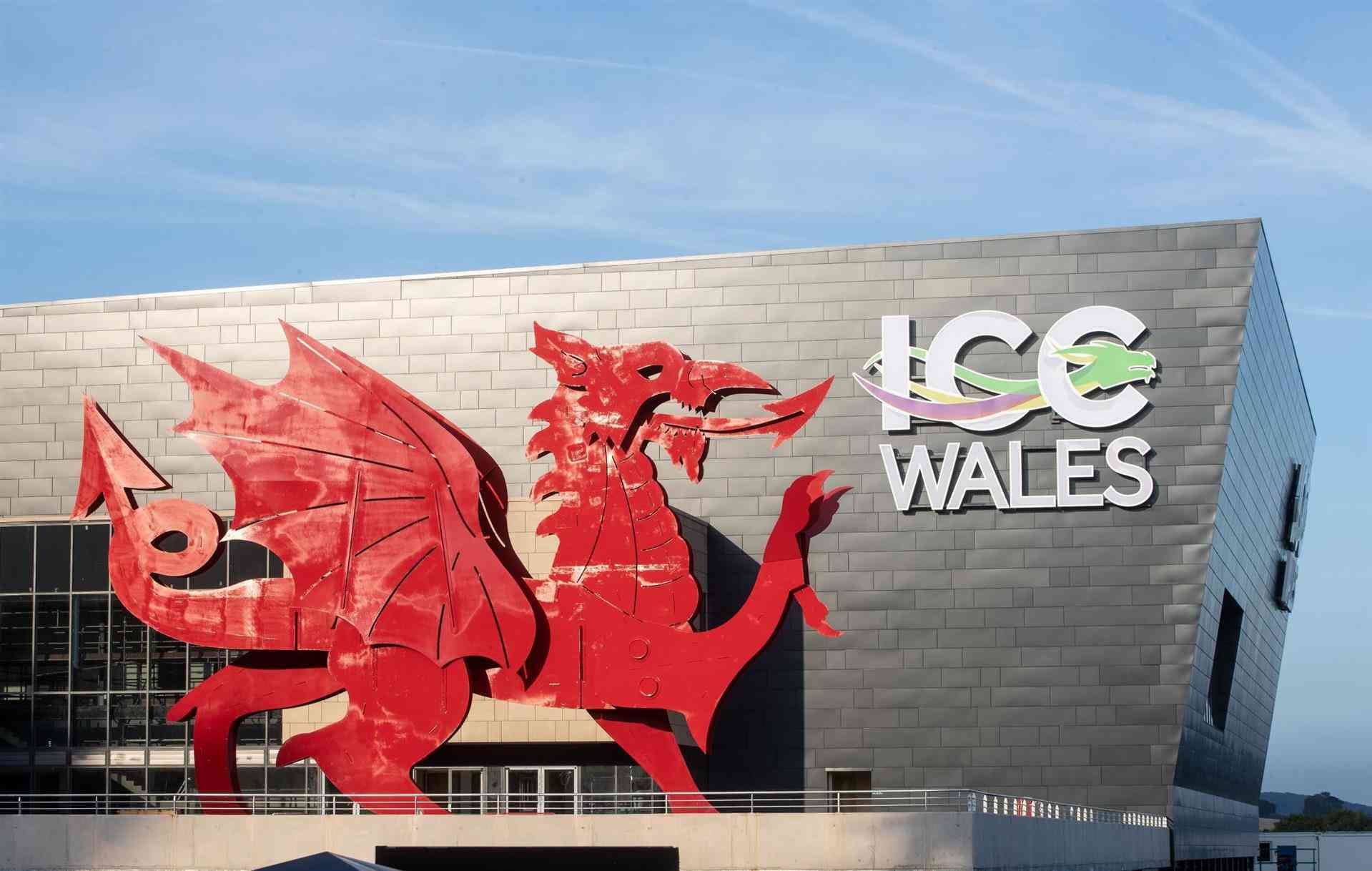 Visit Wales a Cardiff, GB3