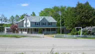 Myers Cave Resort, Cloyne, ON