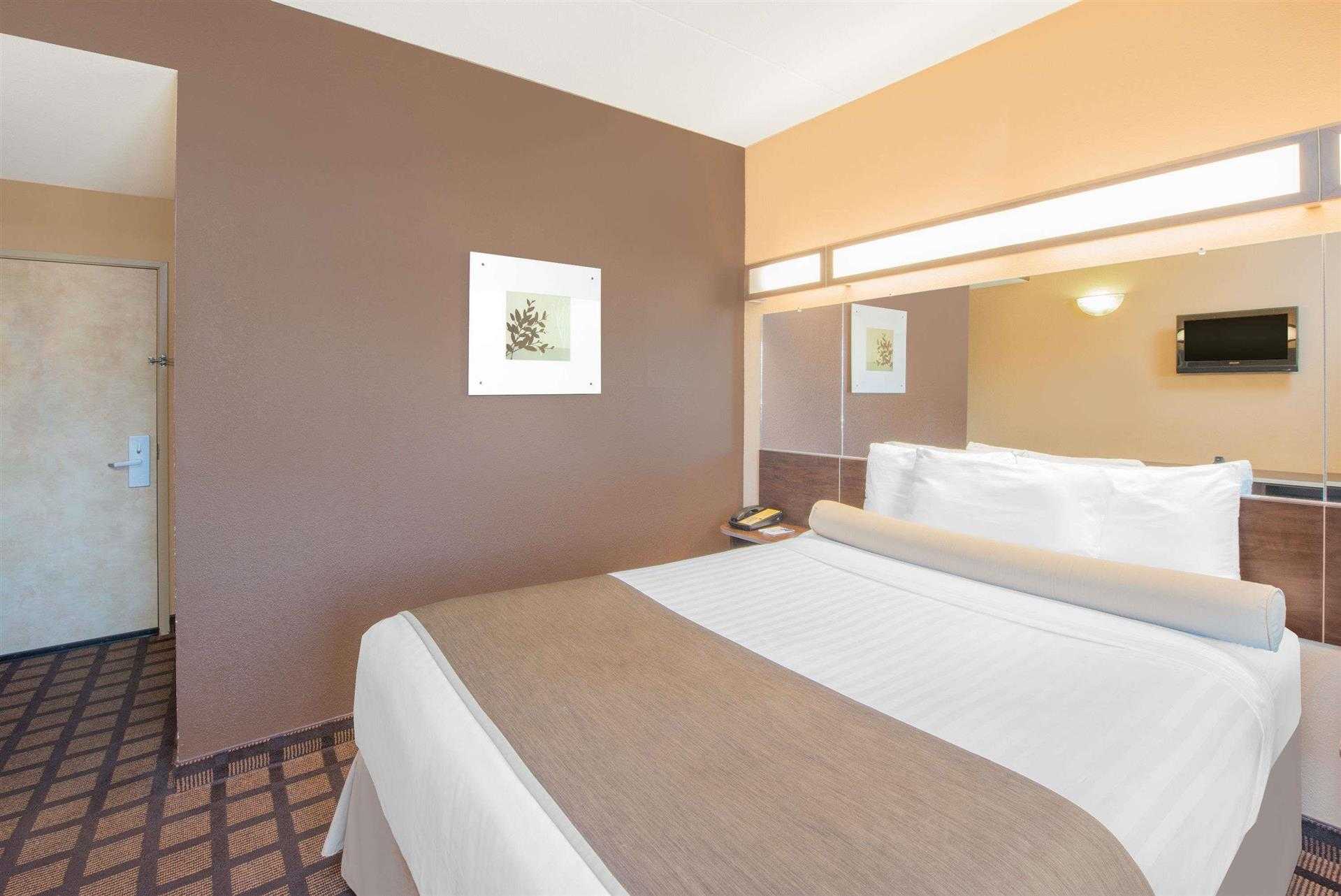 Microtel Inn & Suites by Wyndham Quincy Downtown/River Area em Quincy, IL