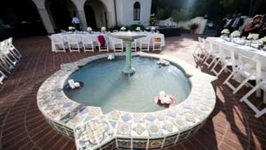 Unitarian Society of Santa Barbara a Santa Barbara, CA