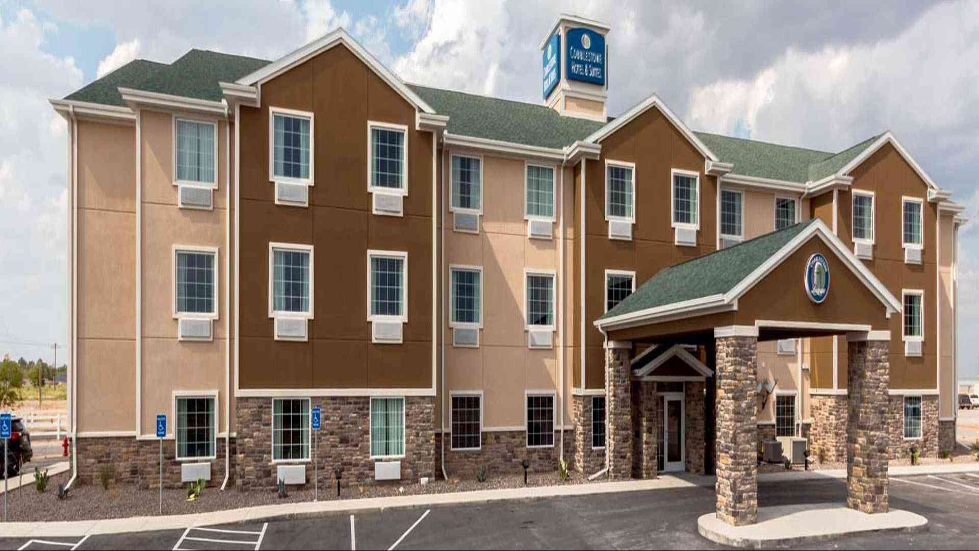 Cobblestone Hotel & Suites - Pecos en Pecos, TX