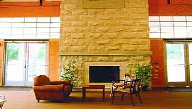 Pecan Hollow Golf Course в Plano, TX