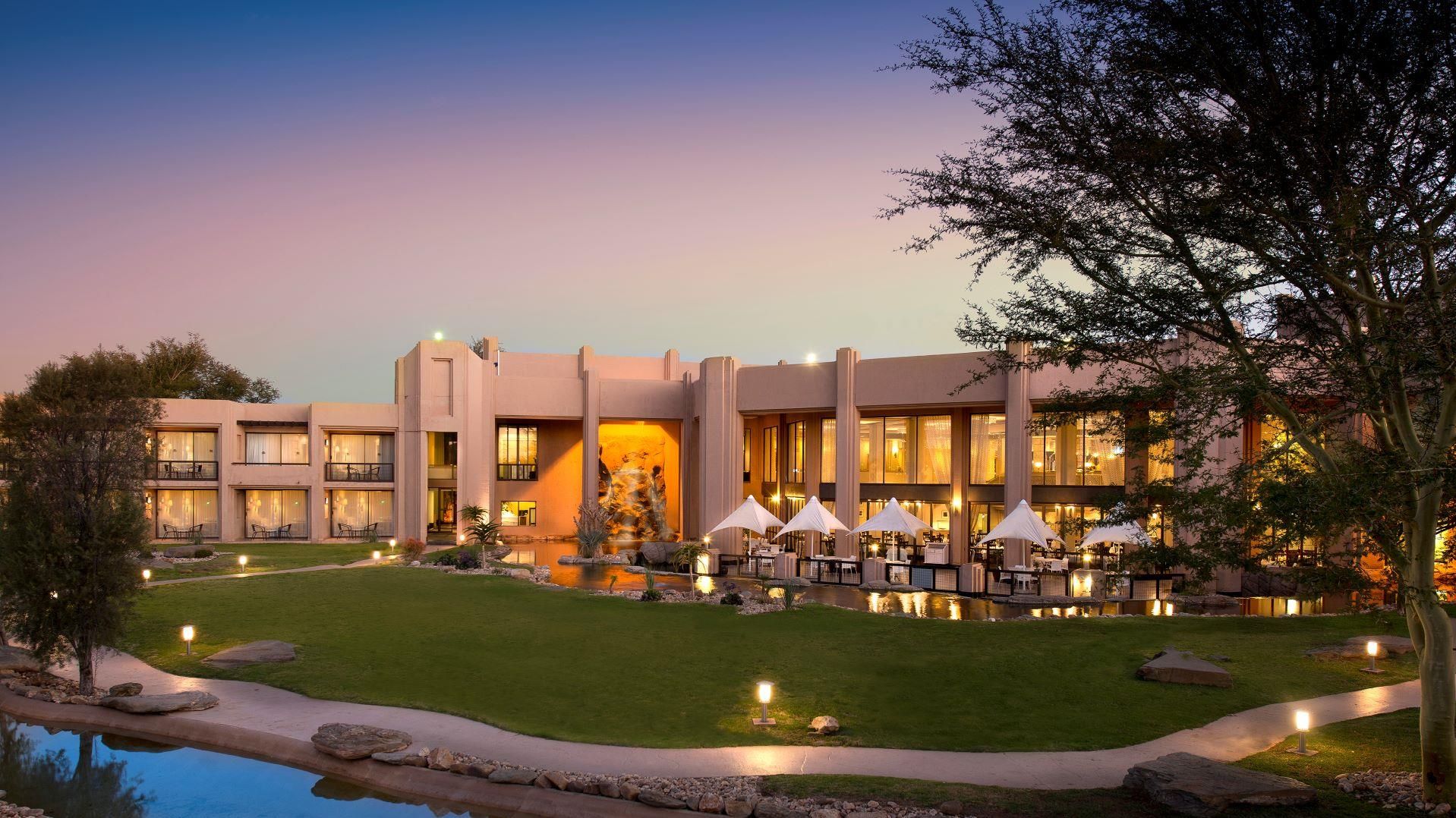 รูปสถานที่จัดงาน