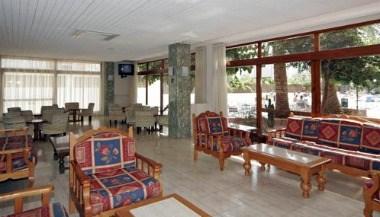 Azuline Hotel S'Anfora & Fleming a Sant Antoni de Portmany, ES