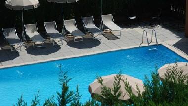 Kyriad Cannes Ouest-Mandelieu à Cannes, FR