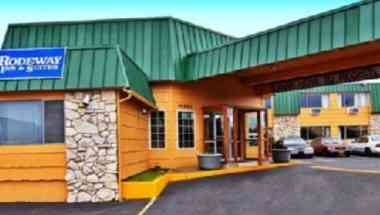 Rodeway Inn and Suites Portland in Portland, OR