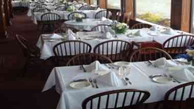 Miramar Beach Restaurant в Half Moon Bay, CA