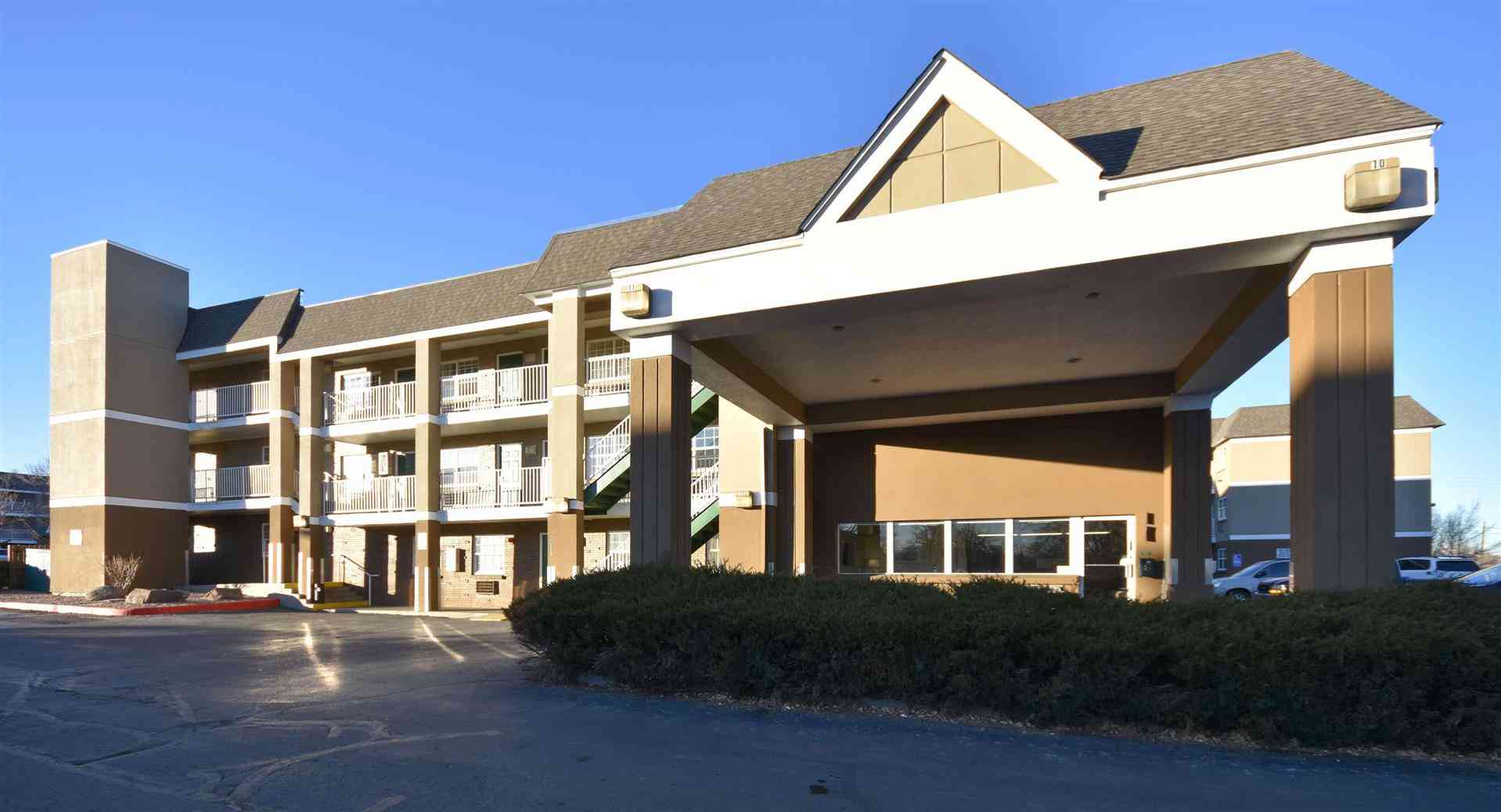 HomeTowne Studios Denver - Lakewood West a Lakewood, CO