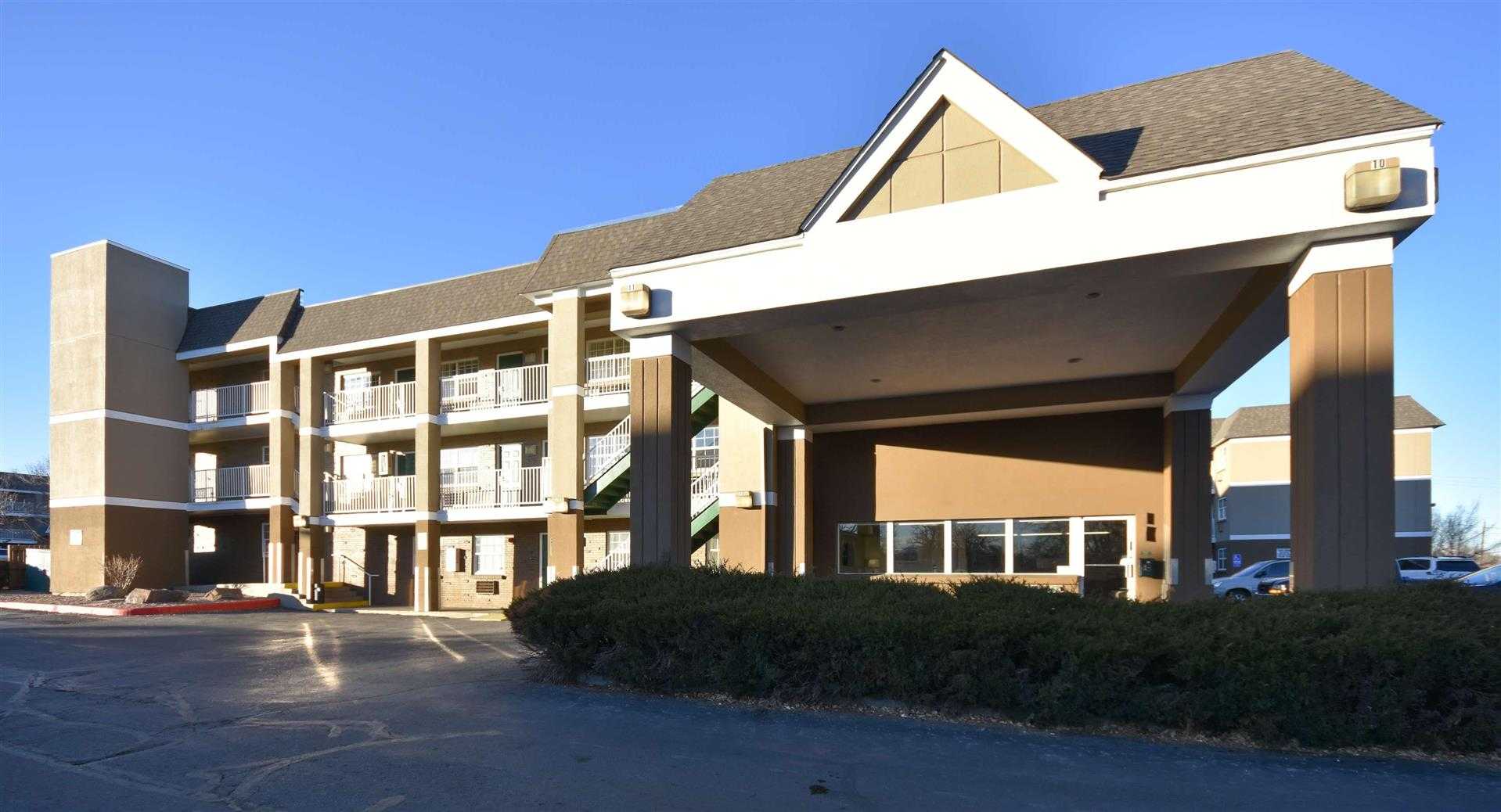 HomeTowne Studios Denver - Lakewood West a Lakewood, CO