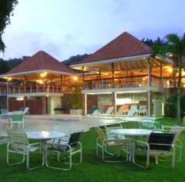 Sunset Shores Beach Hotel a Kingstown, VC