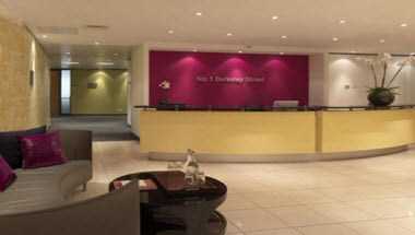 Mayfair Berkeley Square - Regus в London, GB1