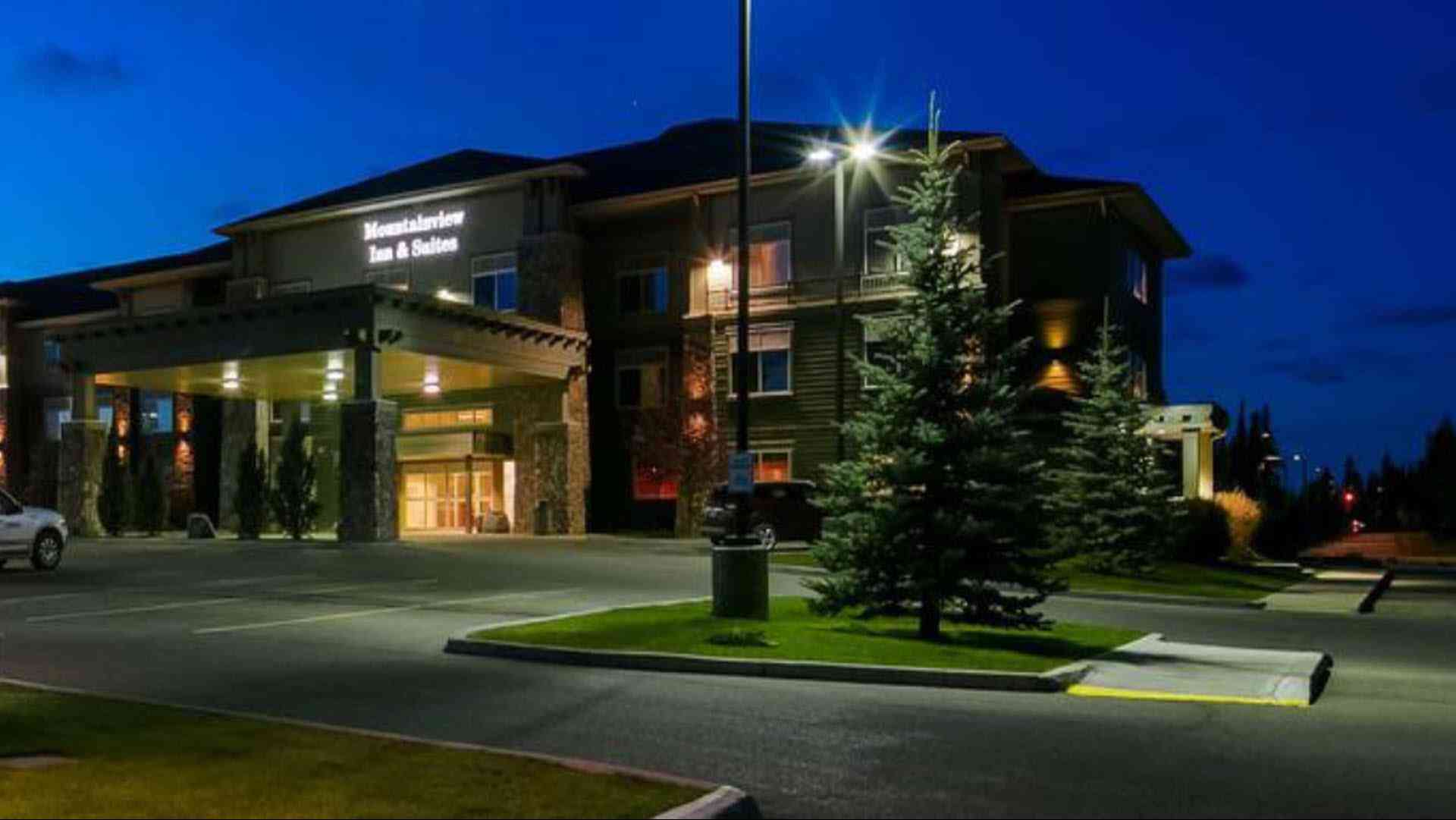 Mountain View Inn & Suites em Sundre, AB