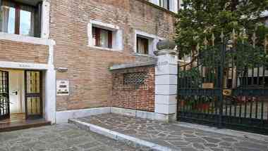 CA'Lucatello Townhouse i Venice, IT