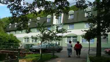 Sklene Teplice spa i Ziar nad Hronom, SK