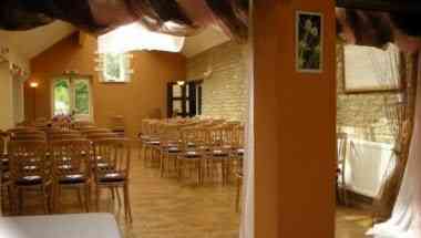 Friars Court i Burford, GB1