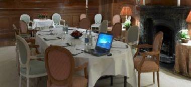 THE PIG at Combe в Honiton, GB1