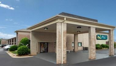 Quality Inn Oakwood image