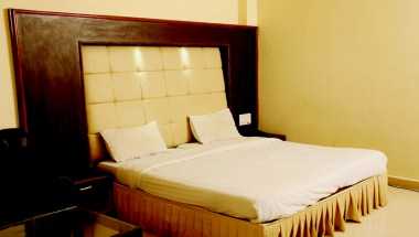 Hotel Safari Regency в Rewa, IN