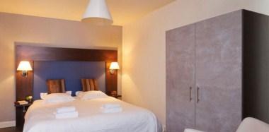 Park & Suites Village Marans в La Rochelle, FR