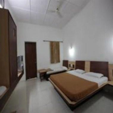 Hotel Savera Palace in Mount Abu, IN