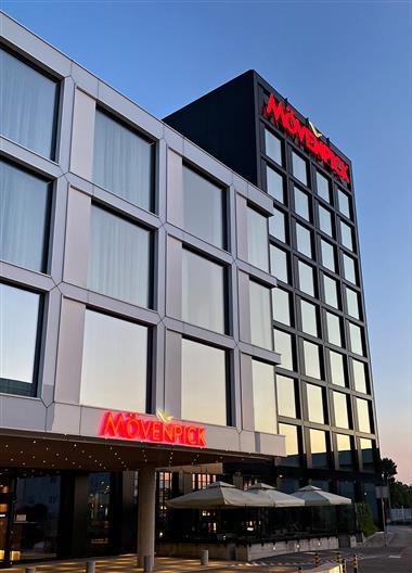 Mövenpick Zagreb image