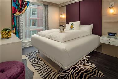 Staypineapple, An Artful Hotel, Midtown New York image