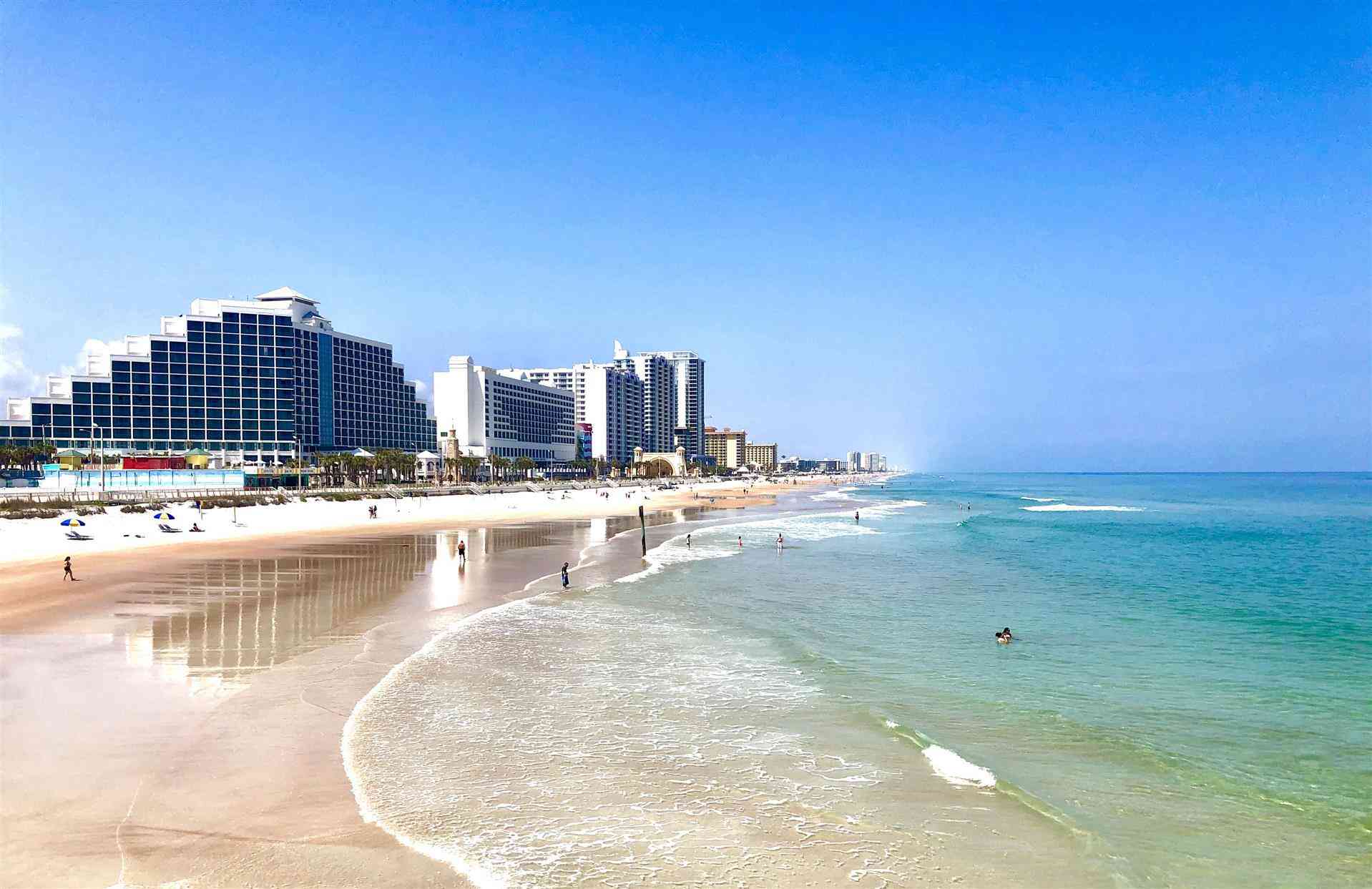 Hilton Daytona Beach Oceanfront Resort en Playa de Daytona, FL