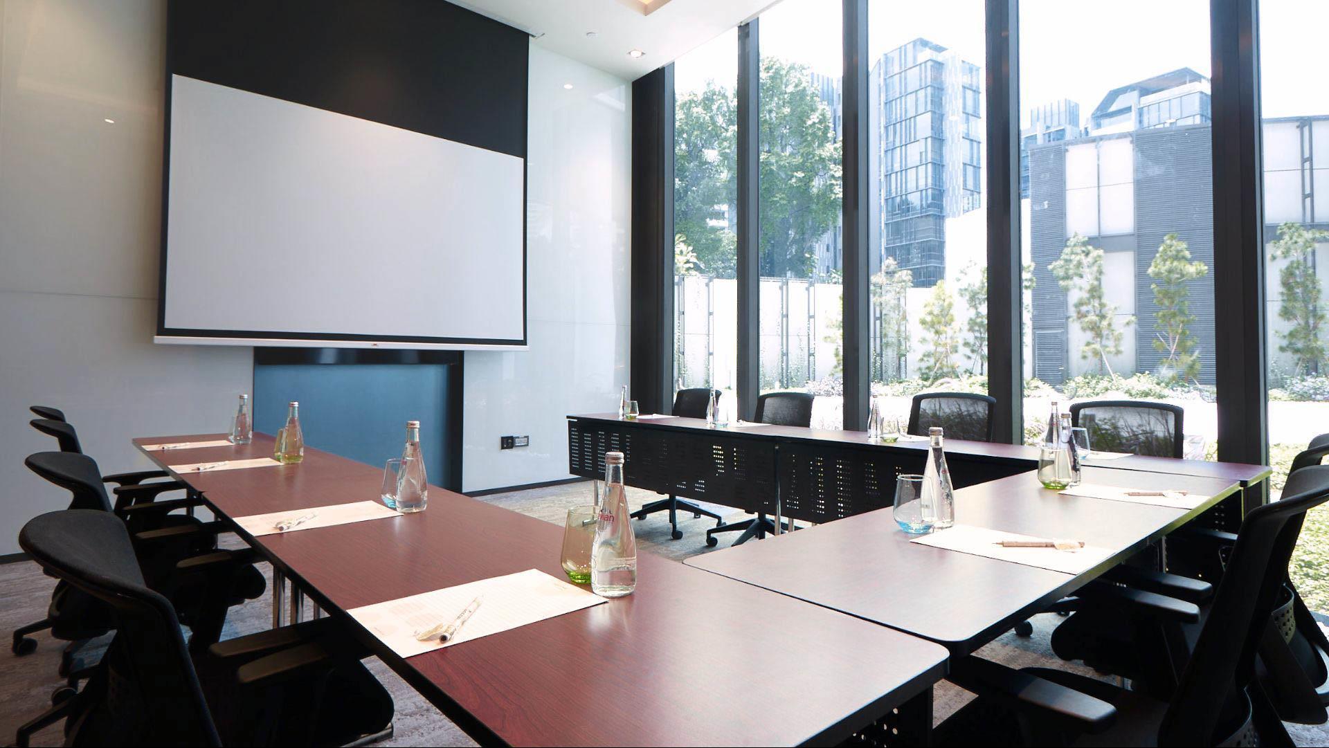 Изображение помещения для встречи