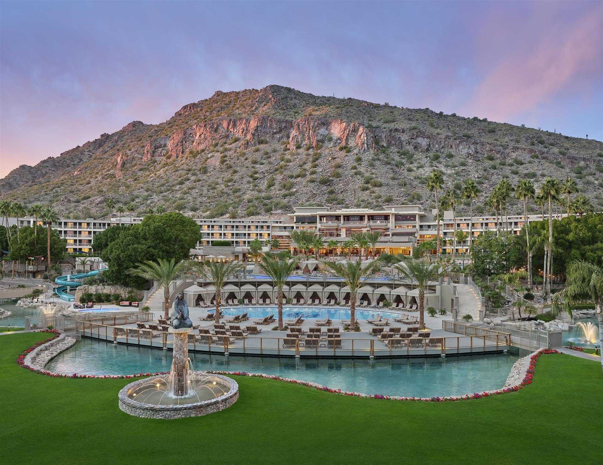 THE PHOENICIAN, A LUXURY COLLECTION RESORT a Scottsdale, AZ
