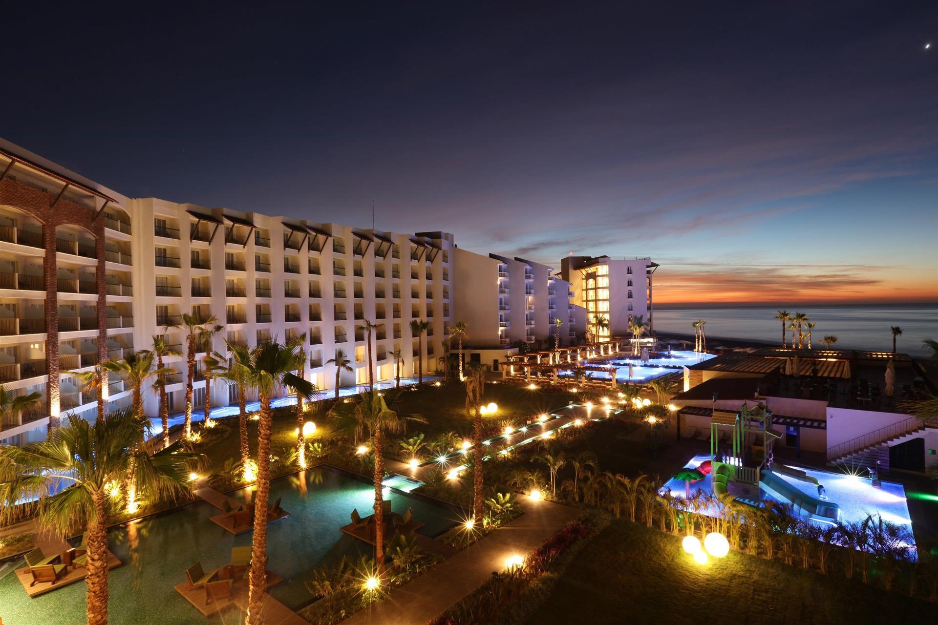 Krystal Grand Los Cabos image