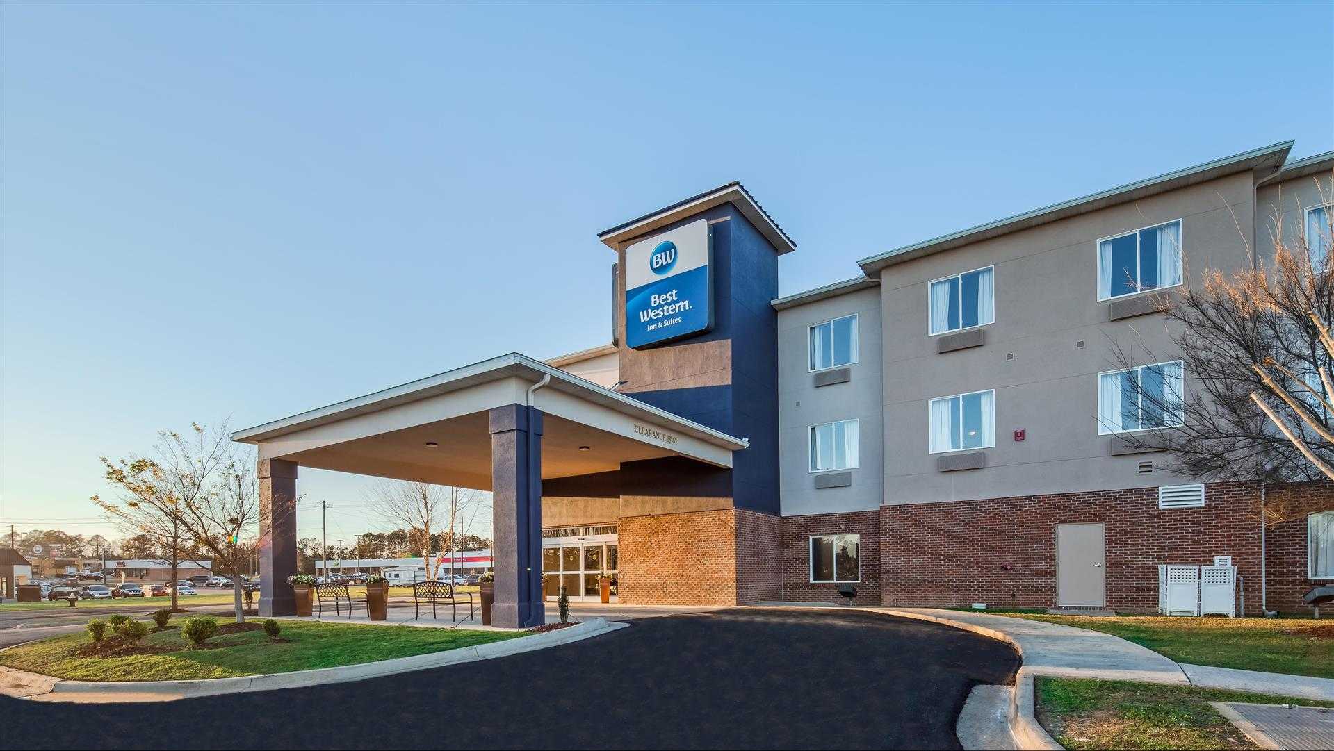 Best Western Dothan Inn & Suites in Dothan, AL