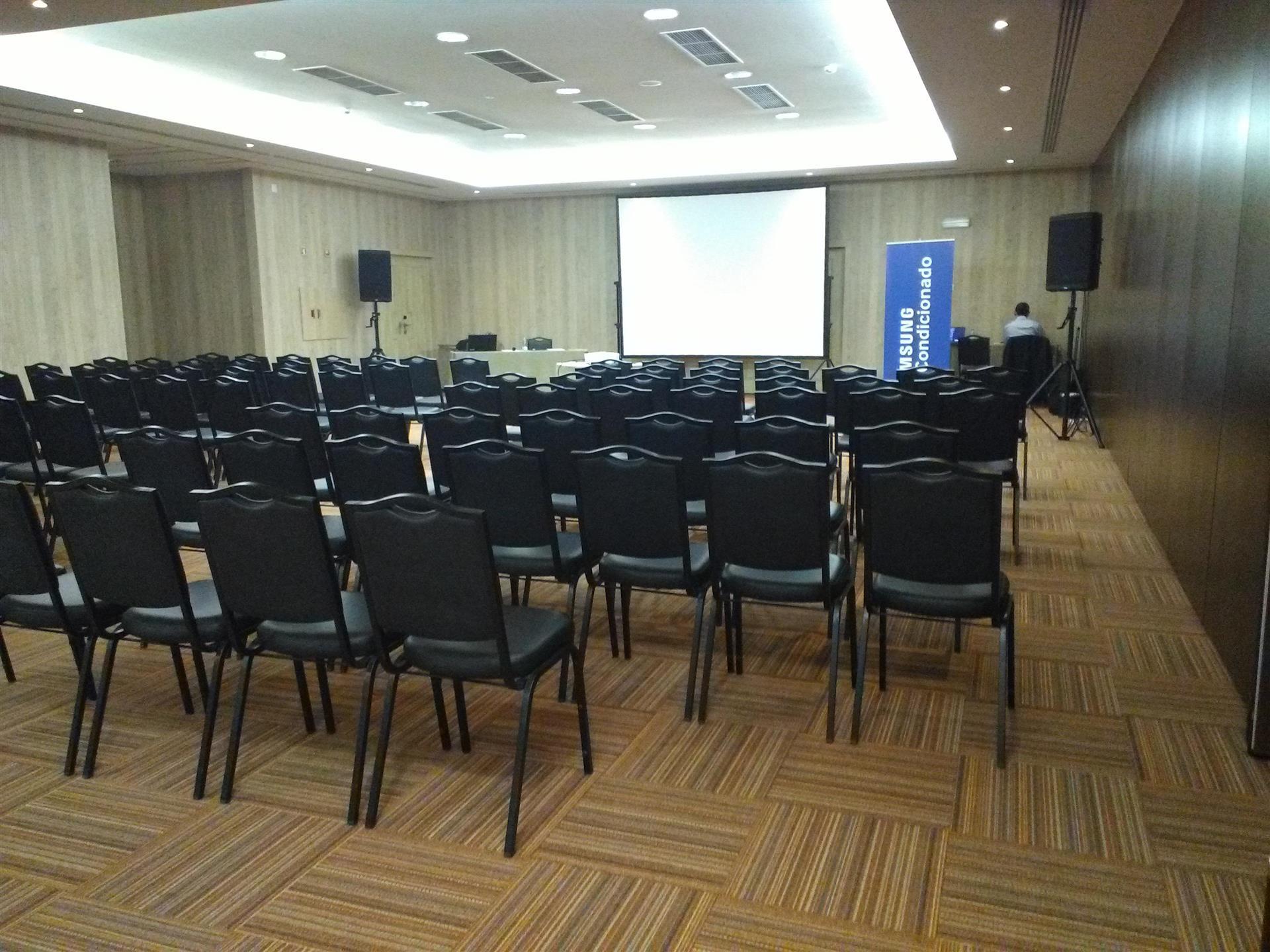 Immagine sala riunioni