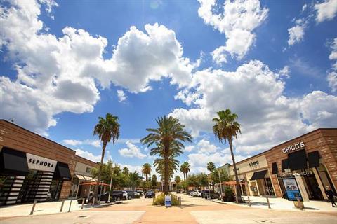 第一殖民地购物中心