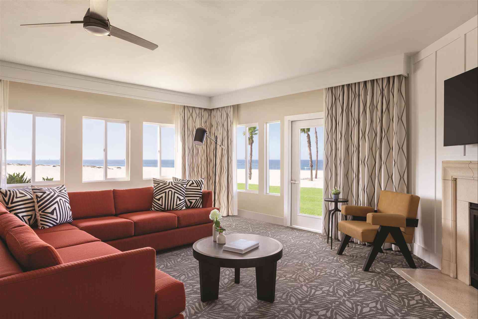 Zachari Dunes on Mandalay Beach, Curio Collection by Hilton, Oxnard, CA