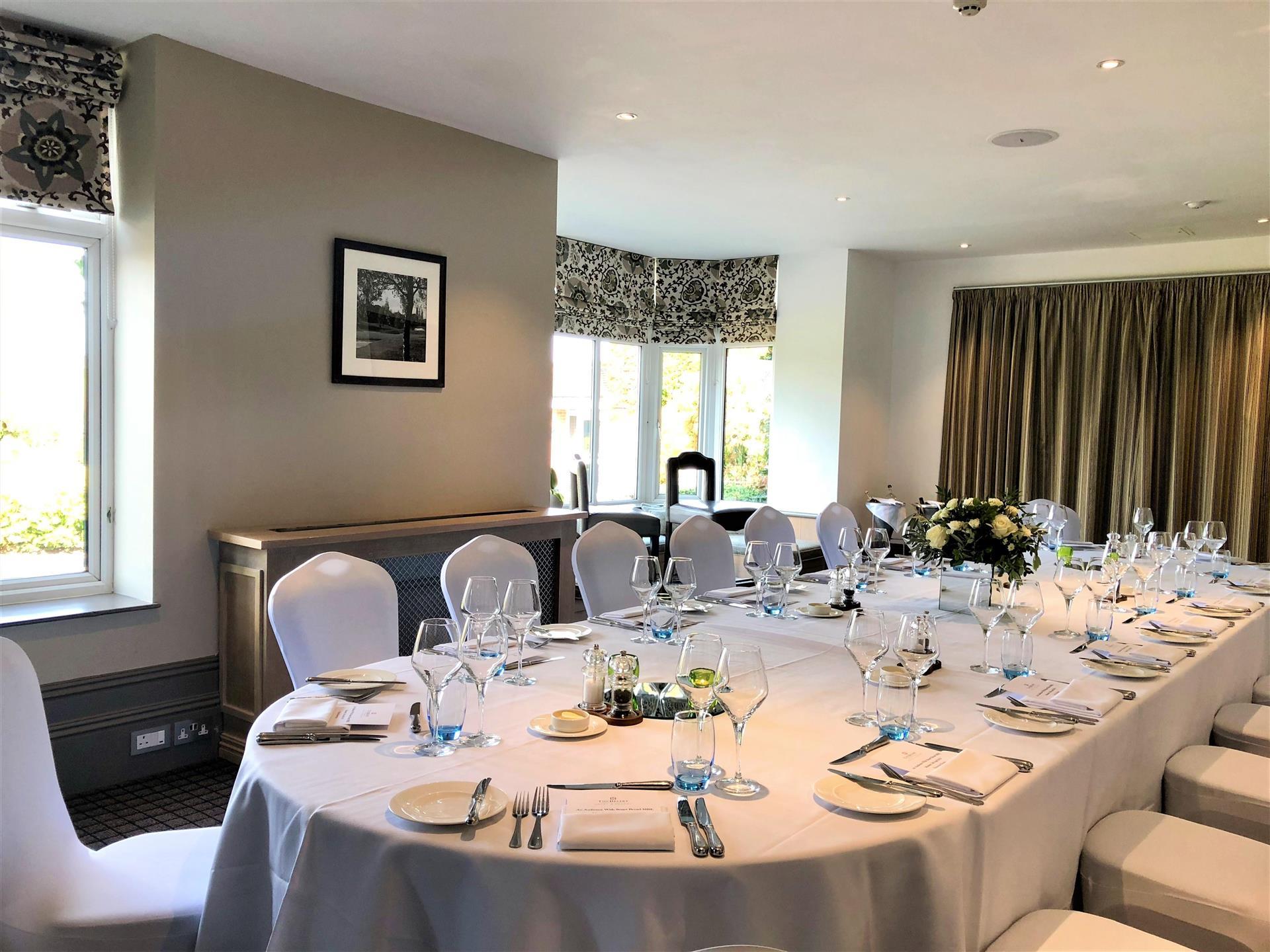 Изображение помещения для встречи