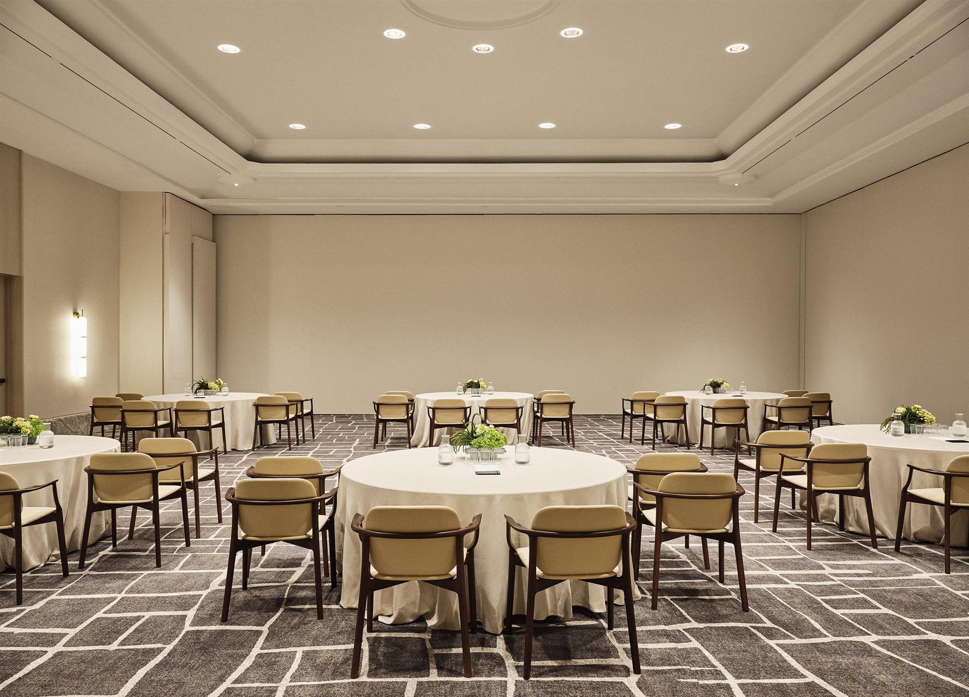 Изображение помещения для встречи