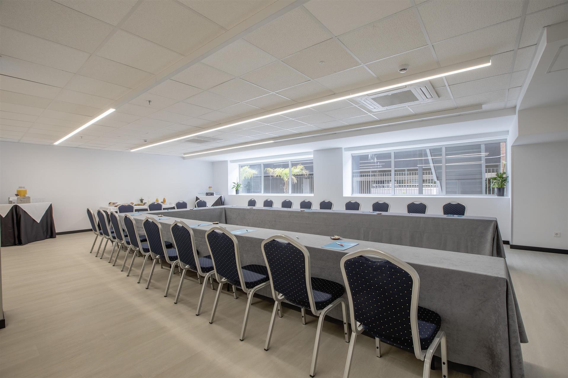 Immagine sala riunioni