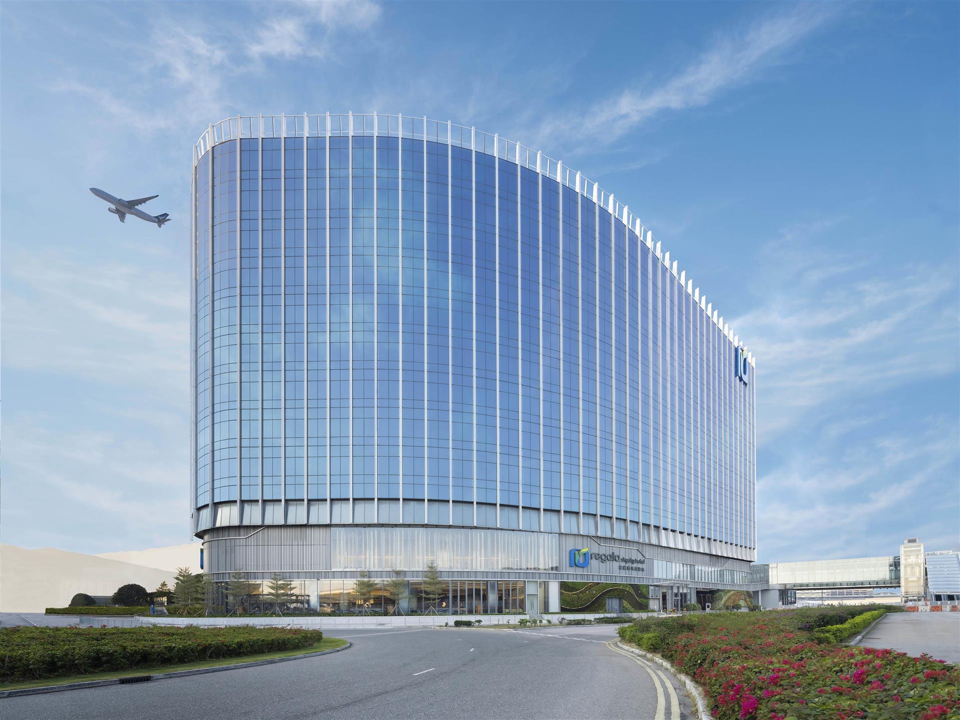 Regala Skycity Hotel, Hong Kong image