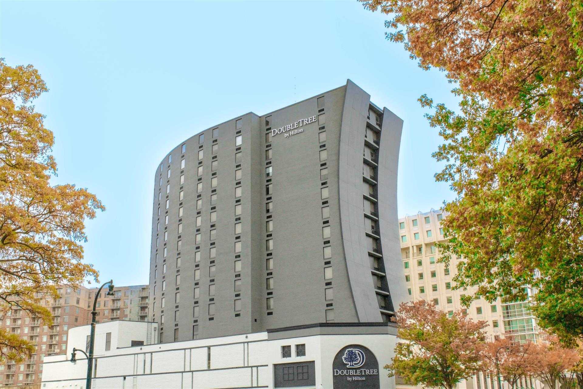 DoubleTree by Hilton Washington DC Silver Spring a Silver Spring, MD