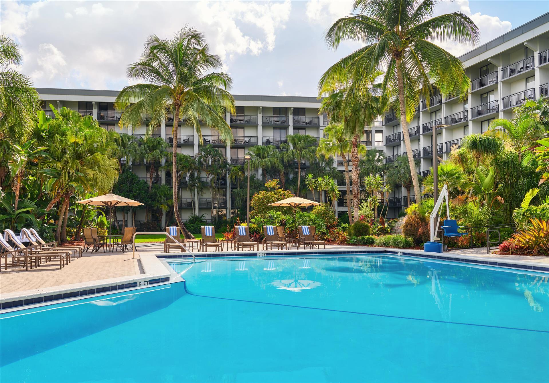 DoubleTree by Hilton Hotel and Executive Meeting Center Palm Beach Gardens image