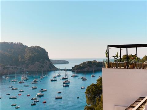 Cala San Miguel Ibiza Resort, Curio Collection by Hilton a Saint Joan de Labritja, ES