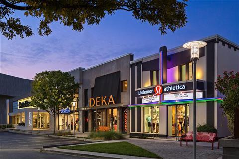 莱诺克斯附近的商店