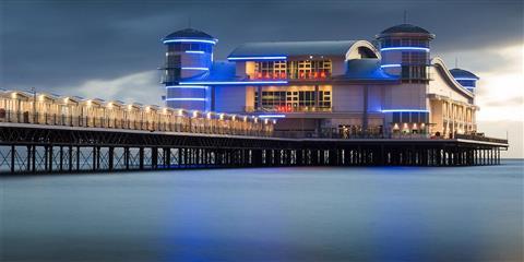 Weston Grand pier