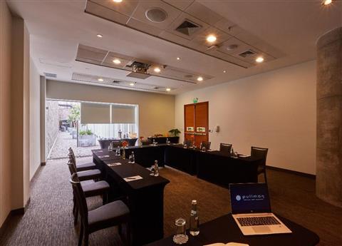 Pullman Lima San Isidro a Lima, PE