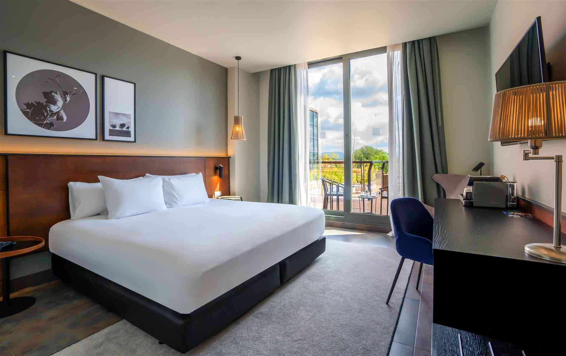 Barcelona, ES 的 Dolce by Wyndham Barcelona Resort