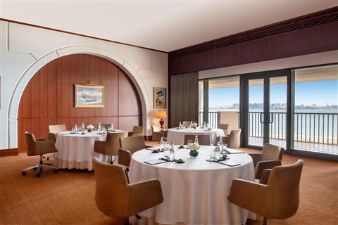 Sheraton Grand Doha Resort & Convention Hotel i Doha, QA