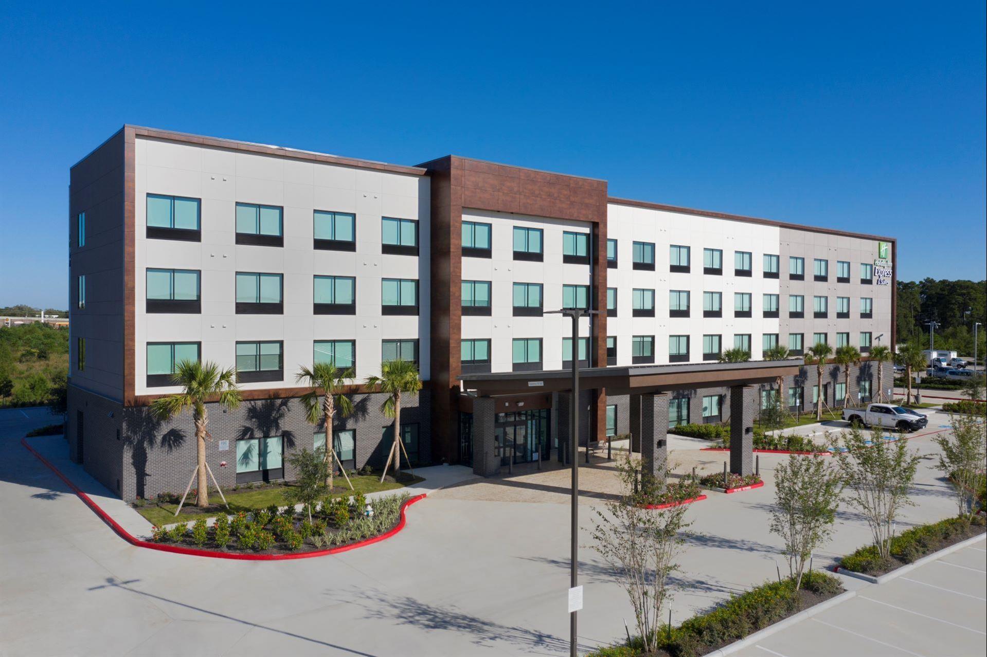 Holiday Inn Express & Suites Spring - Woodlands Area image