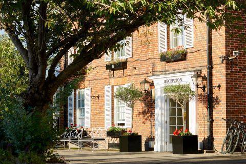 Macdonald Compleat Angler i Marlow, GB1