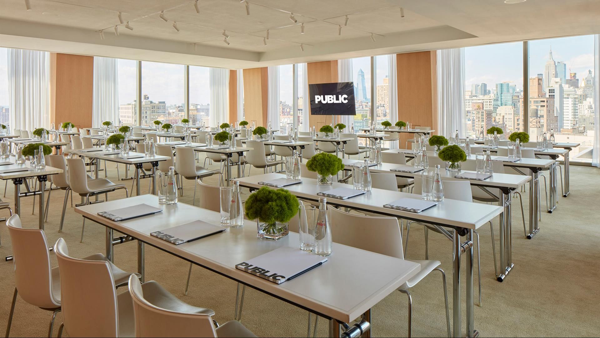 รูปสถานที่จัดงาน