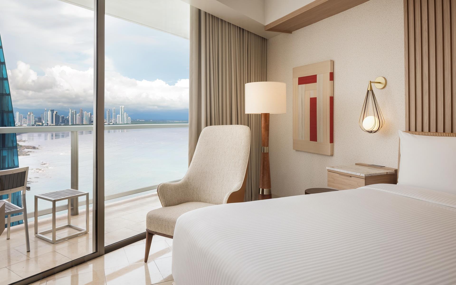 WHERE NEW DESIGN MEETS NEW IDEAS bild